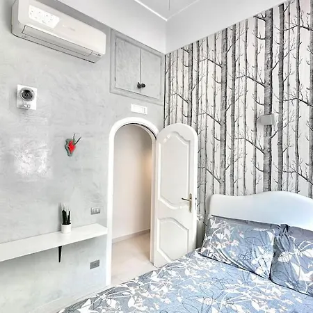 Apartment Boutique By The Sea *